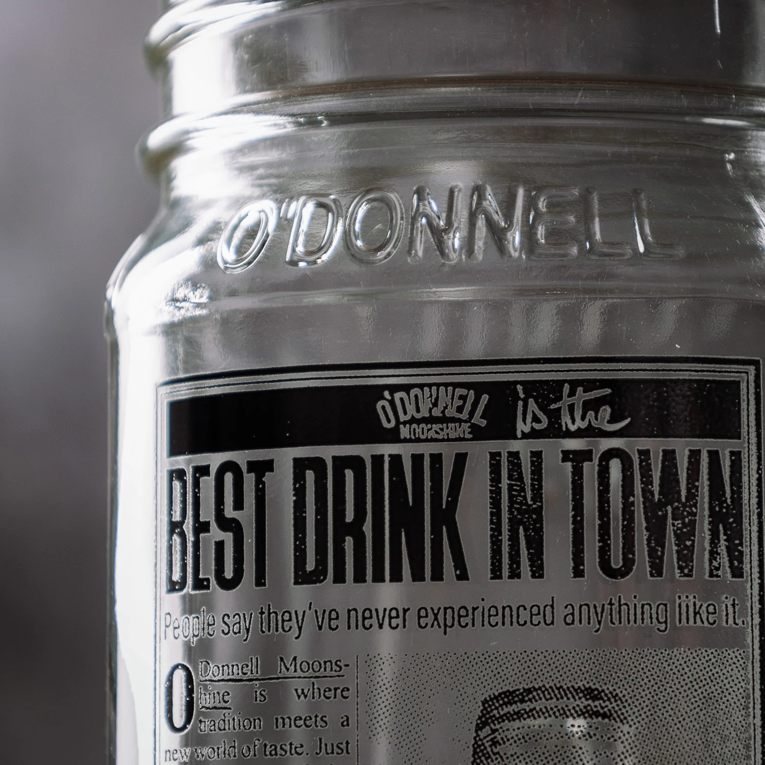 Newspaper Glas - Image 3